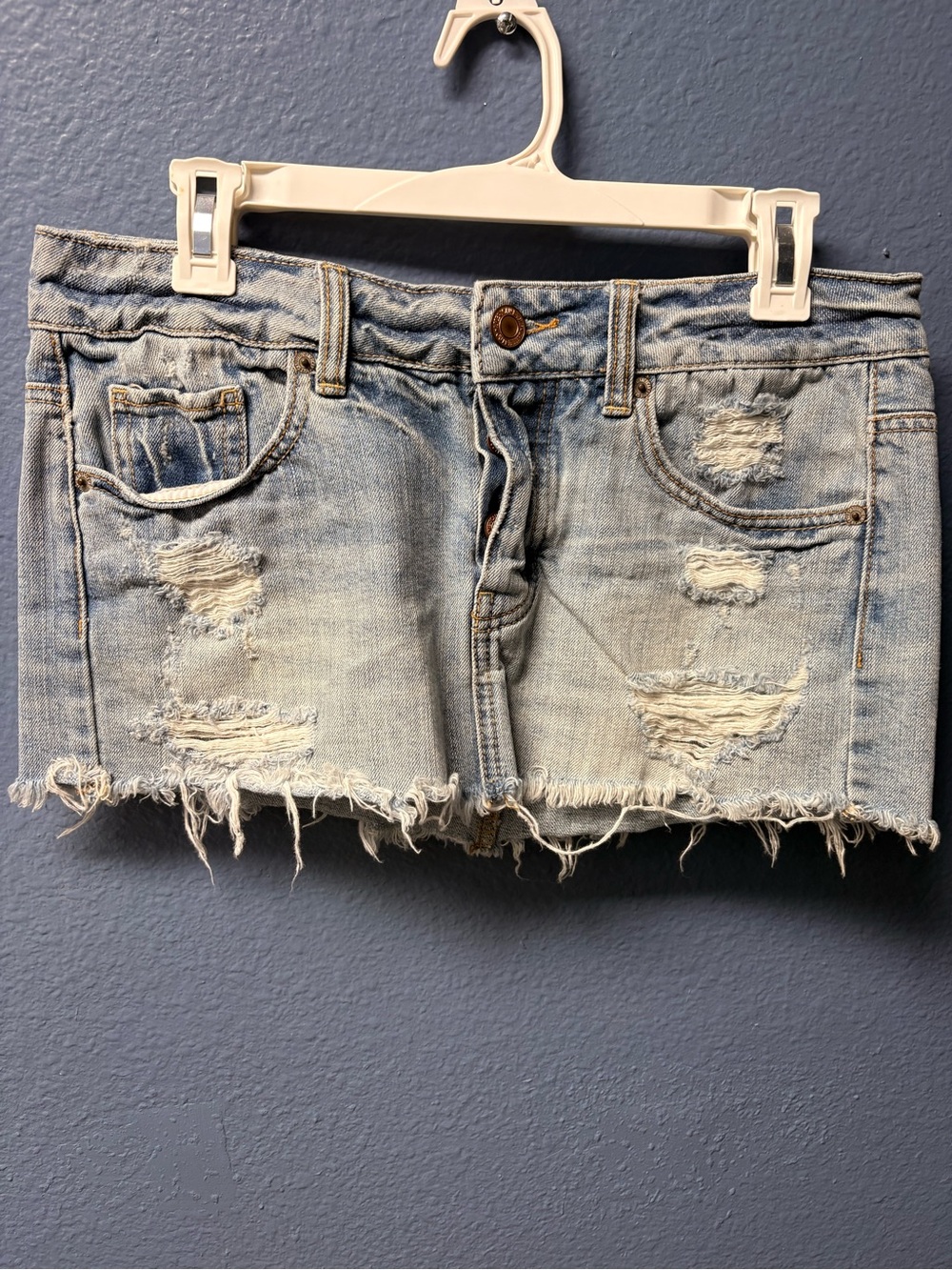 American Eagle Outfitters Light Blue Distressed Denim Mini Skirt